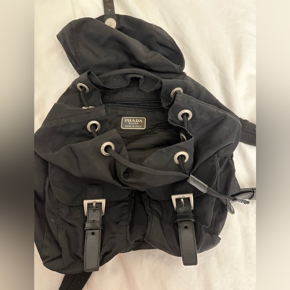 Authentic Vintage Prada Black Nylon Tessuto Twin Pocket Backpack - Picture 9 of 10